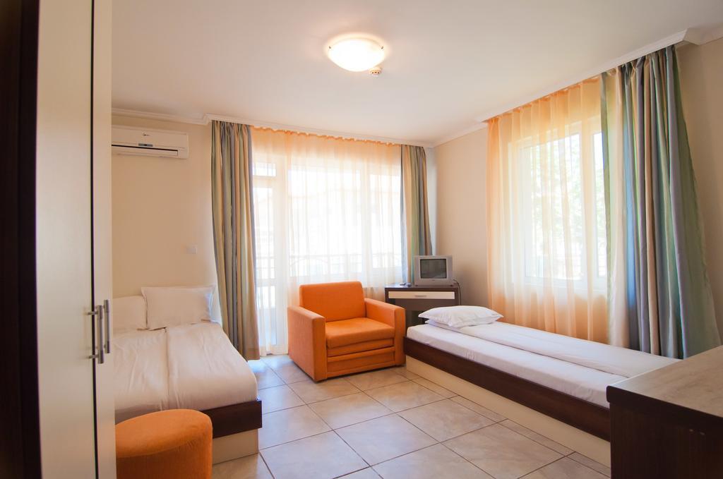 Guest House Hiora Achtopol Exteriér fotografie