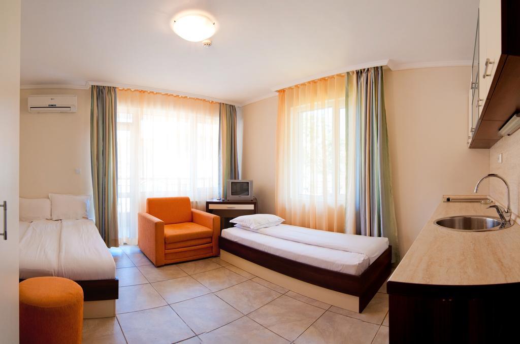 Guest House Hiora Achtopol Exteriér fotografie