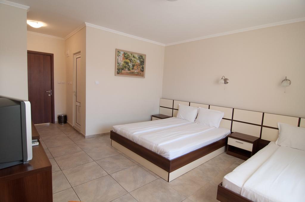 Guest House Hiora Achtopol Exteriér fotografie