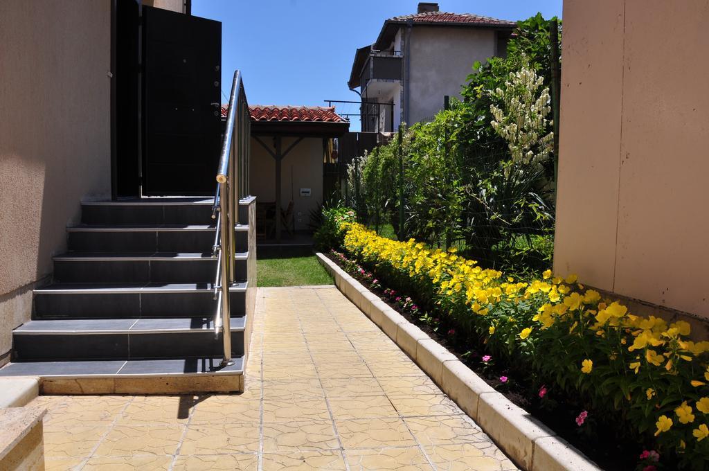 Guest House Hiora Achtopol Exteriér fotografie